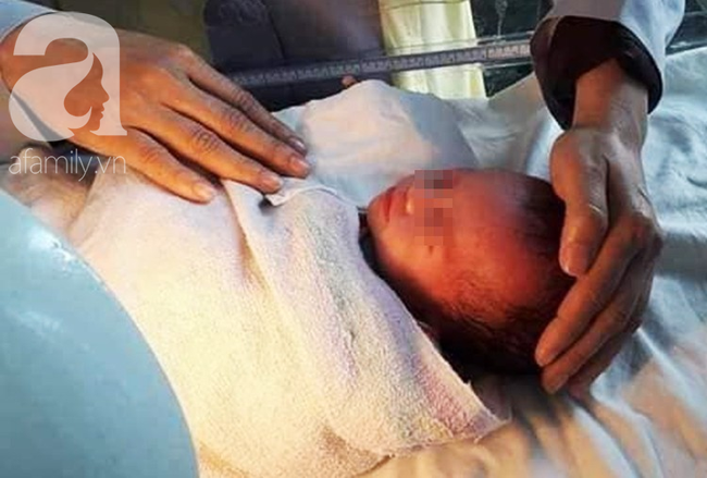 Đồng Nai: Bé trai sơ sinh còn nguyên dây rốn bị bỏ rơi trên đường may mắn sống sót, khóc ngất vì đói bụng - Ảnh 2. Đồng Nai: Bé trai sơ sinh còn nguyên dây rốn bị bỏ rơi trên đường may mắn sống sót, khóc ngất vì đói bụng - Ảnh 2.