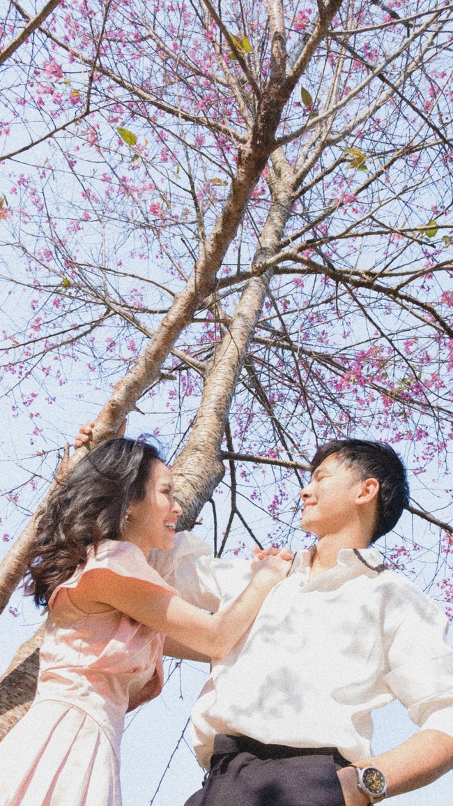 Kỷ niệm 6 năm yêu nhau, vợ chồng Tú Vi - Văn Anh làm điều ai cũng ghen tỵ - Ảnh 9. Kỷ niệm 6 năm yêu nhau, vợ chồng Tú Vi - Văn Anh làm điều ai cũng ghen tỵ - Ảnh 9.