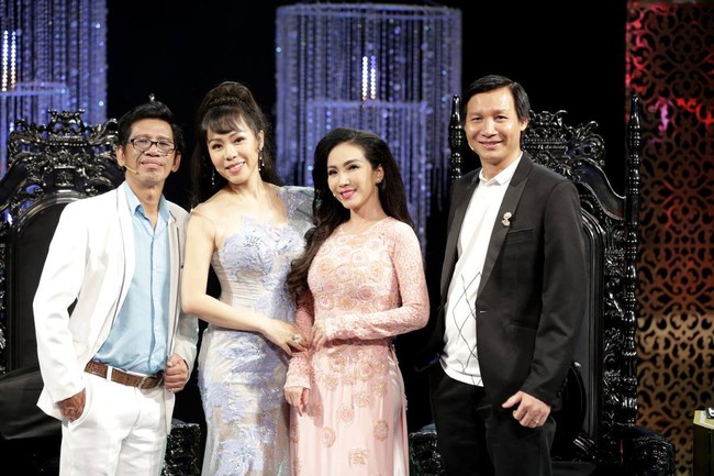 Hát Bolero, thánh ngôn tình Hamlet Trương khiến khán giả rơi nước mắt, giám khảo khóc như mưa - Ảnh 1. Hát Bolero, thánh ngôn tình Hamlet Trương khiến khán giả rơi nước mắt, giám khảo khóc như mưa - Ảnh 1.