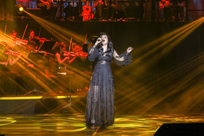 Tuấn Ngọc yêu cầu ngồi ghế hát khi song ca cùng “Giai nhân” Ngọc Châm vì lý do này - Ảnh 13. Tuấn Ngọc yêu cầu ngồi ghế hát khi song ca cùng “Giai nhân” Ngọc Châm vì lý do này - Ảnh 13.