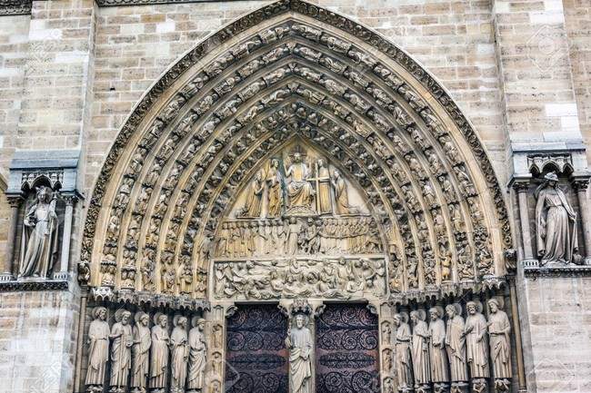 Notre Dame: Biểu tượng đáng tự hào làm nên ý nghĩa của thành phố Paris và sự sụp đổ khiến cả nhân loại rơi nước mắt - Ảnh 9.