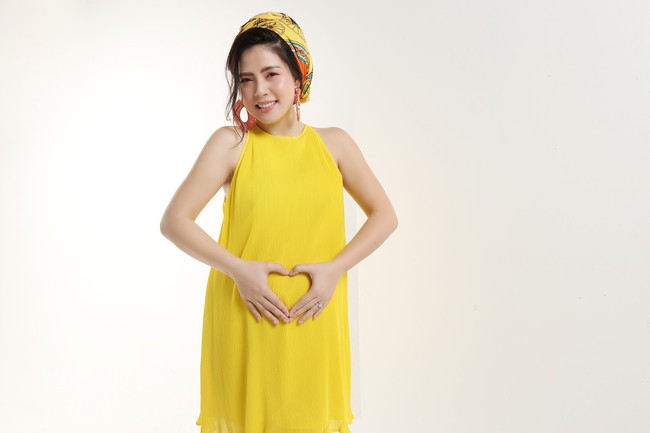 Từng tự ti về vết sẹo sau khi sinh con, chồng doanh nhân nói 1 câu mà Ngọc Hiền Gió nghịch mùa yên tâm hẳn - Ảnh 2. Từng tự ti về vết sẹo sau khi sinh con, chồng doanh nhân nói 1 câu mà Ngọc Hiền Gió nghịch mùa yên tâm hẳn - Ảnh 2.
