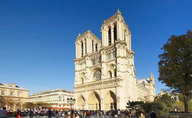 Nhà thờ Đức Bà Paris từng suýt bị san phẳng trong Chiến tranh thế giới II và đây là chân dung người giải cứu trái tim của thủ đô Paris? - Ảnh 2.