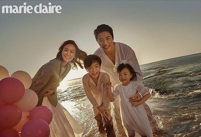 Nhóc tì hot nhất showbiz châu Á: Đẹp vượt trội dù bố mẹ bị tố dao kéo, có bé mới 2 ngày tuổi đã gây sốt với diện mạo thiên thần - Ảnh 3. Nhóc tì hot nhất showbiz châu Á: Đẹp vượt trội dù bố mẹ bị tố dao kéo, có bé mới 2 ngày tuổi đã gây sốt với diện mạo thiên thần - Ảnh 3.