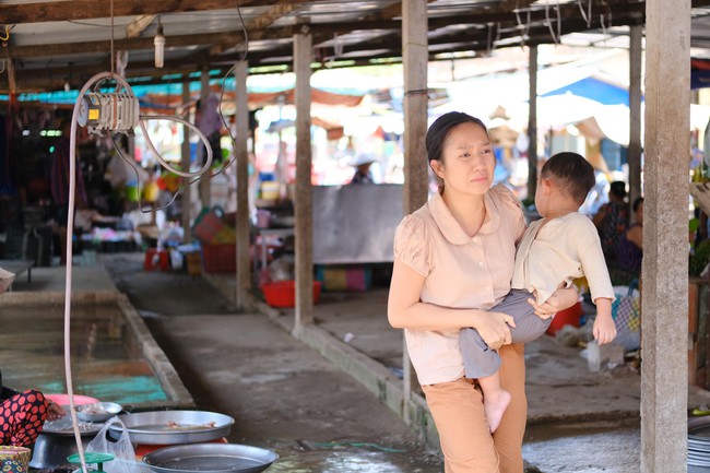 Quên mẹ 4 con xinh đẹp, sang chảnh đi, vợ Lý Hải - Minh Hà gây sốc vì tàn tạ thế này  - Ảnh 5.