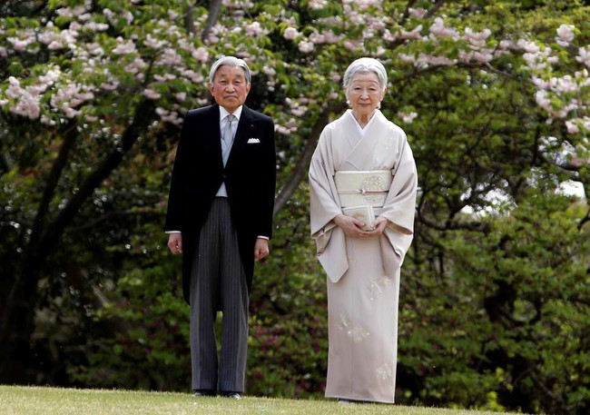 Thái tử Naruhito sắp lên ngôi, người dân Nhật có những cách ăn mừng thật đặc biệt để tận hưởng kỳ nghỉ lễ kéo dài 10 ngày - Ảnh 5.