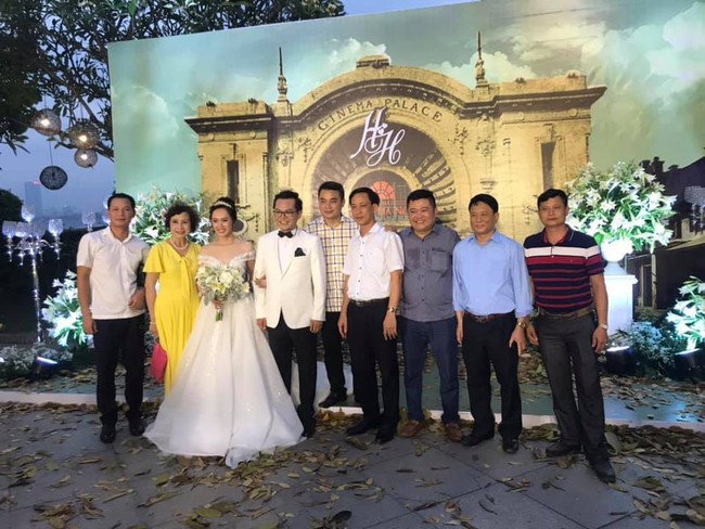 Kết hôn ở tuổi 46, NSND Trung Hiếu một lần chơi lớn, biến đám cưới lần 3 tại Hà Nội thành Đại hội Hội Nghệ sĩ sân khấu Việt Nam - Ảnh 21.
