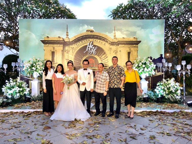 Kết hôn ở tuổi 46, NSND Trung Hiếu một lần chơi lớn, biến đám cưới lần 3 tại Hà Nội thành Đại hội Hội Nghệ sĩ sân khấu Việt Nam - Ảnh 2.