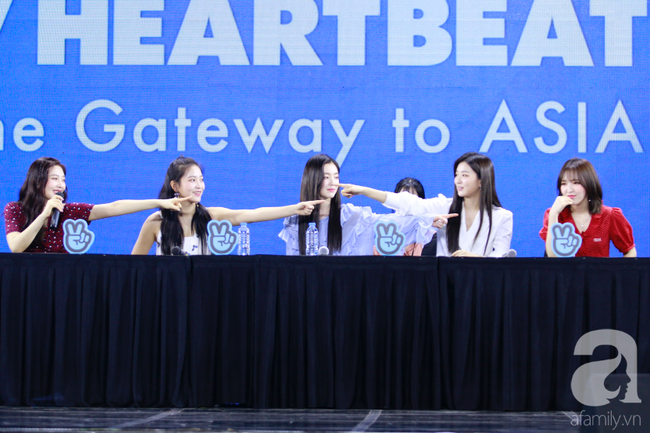 Lần đầu đến Việt Nam, nhóm nhạc nữ Red Velvet tiết lộ có làn da xinh đẹp nhờ bí quyết này - Ảnh 4.