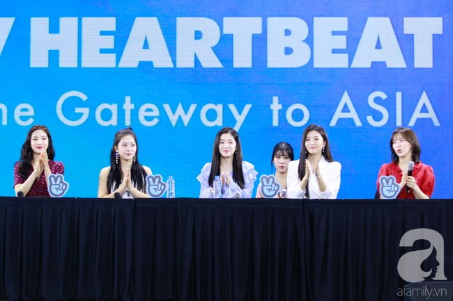Lần đầu đến Việt Nam, nhóm nhạc nữ Red Velvet tiết lộ có làn da xinh đẹp nhờ bí quyết này - Ảnh 3.