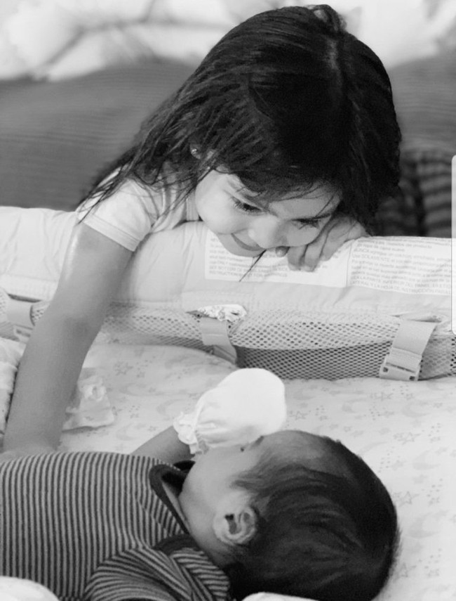 Meeting her younger brother for the first time, the daughter of the most beautiful beauty in the Philippines Marian Rivera did something that made her parents unexpected - Photo 2.