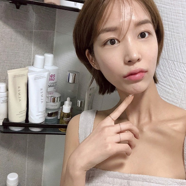 Hàng tuần, kiêng skincare trong 1 - 2 ngày khéo lại là ý hay, có thể mang đến cho bạn làn da khỏe đẹp hơn hẳn - Ảnh 1. Hàng tuần, kiêng skincare trong 1 - 2 ngày khéo lại là ý hay, có thể mang đến cho bạn làn da khỏe đẹp hơn hẳn - Ảnh 1.