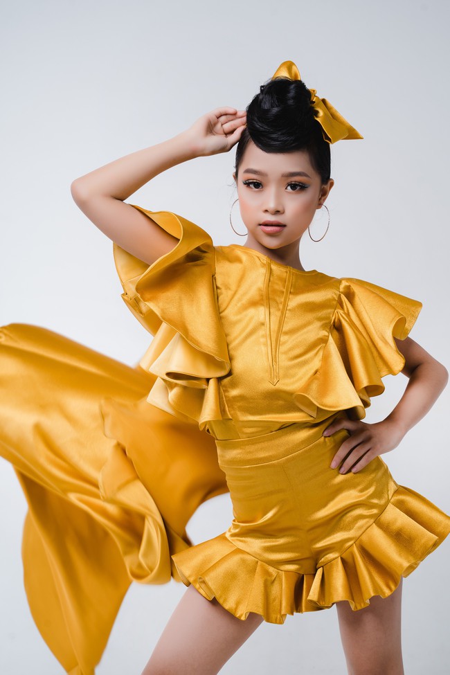 Điều ít biết về mẫu nhí 10 tuổi, khách mời Việt Nam duy nhất tham gia show 60 năm thành lập Barbie  - Ảnh 5.