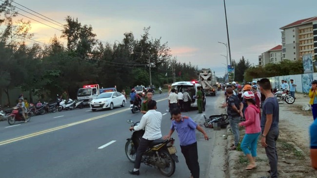 Nữ công nhân bị xe bồn kéo lê gần 20 mét, tử vong thương tâm trên đường đi làm về gần đến nhà - Ảnh 3.