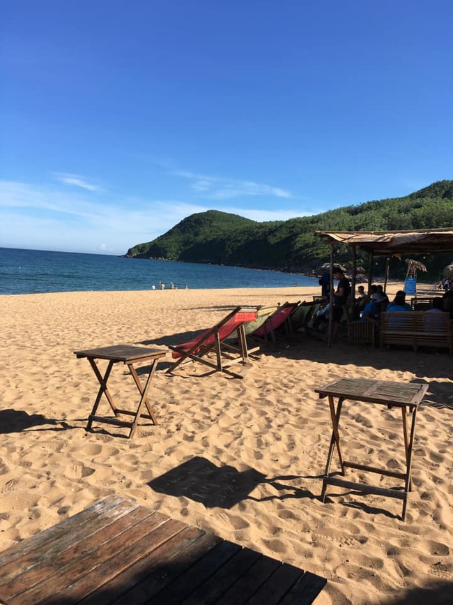 650 nghìn đồng cho 3 ngày 2 đêm ăn ngon chơi xả láng ở bãi biển mới xứ Thanh, gợi ý thú vị cho kỳ nghỉ lễ sắp tới - Ảnh 1.