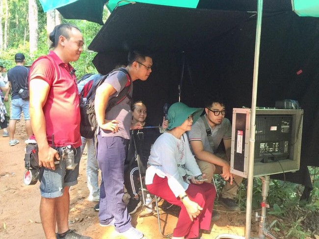 Sau Việt Hương, Huỳnh Anh tiếp tục bị đoàn phim tố thiếu chuyên nghiệp và chấm dứt hợp đồng vì đi muộn - Ảnh 3. Sau Việt Hương, Huỳnh Anh tiếp tục bị đoàn phim tố thiếu chuyên nghiệp và chấm dứt hợp đồng vì đi muộn - Ảnh 3.