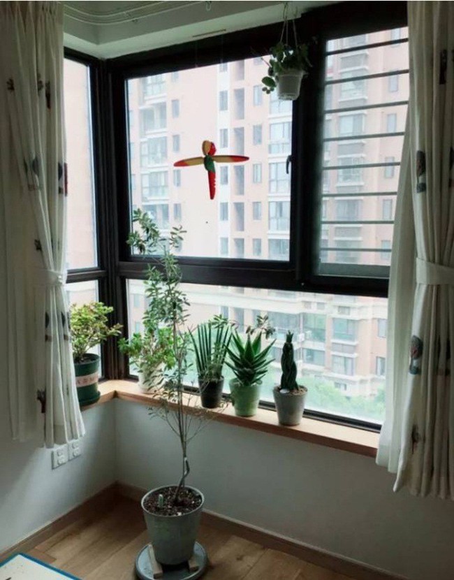 Căn hộ 72m2 cũ kỹ, thiếu sáng trở nên đẹp bất ngờ sau cải tạo nhờ mở rộng phòng khách một cách khéo léo - Ảnh 17. Căn hộ 72m2 cũ kỹ, thiếu sáng trở nên đẹp bất ngờ sau cải tạo nhờ mở rộng phòng khách một cách khéo léo - Ảnh 17.