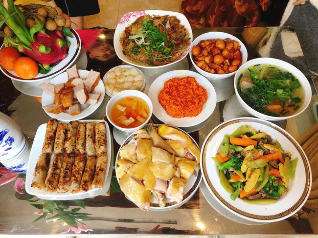 Ngưỡng mộ loạt mâm cơm tự nấu của diễn viên Hà Anh, chuyện bếp núc trở nên dễ dàng nhờ lý do này - Ảnh 4. Ngưỡng mộ loạt mâm cơm tự nấu của diễn viên Hà Anh, chuyện bếp núc trở nên dễ dàng nhờ lý do này - Ảnh 4.