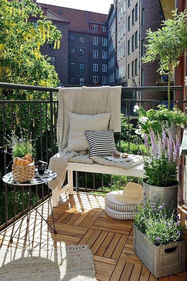 Summer is here, let your balcony shine thanks to these 2 super beautiful decorative elements below - Photo 11.