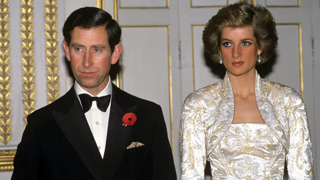 Hé lộ những chiêu trò mà Thái tử Charles từng sử dụng để âm thầm che giấu chuyện ngoại tình với bà Camilla, khiến Công nương Diana không hay biết - Ảnh 1.