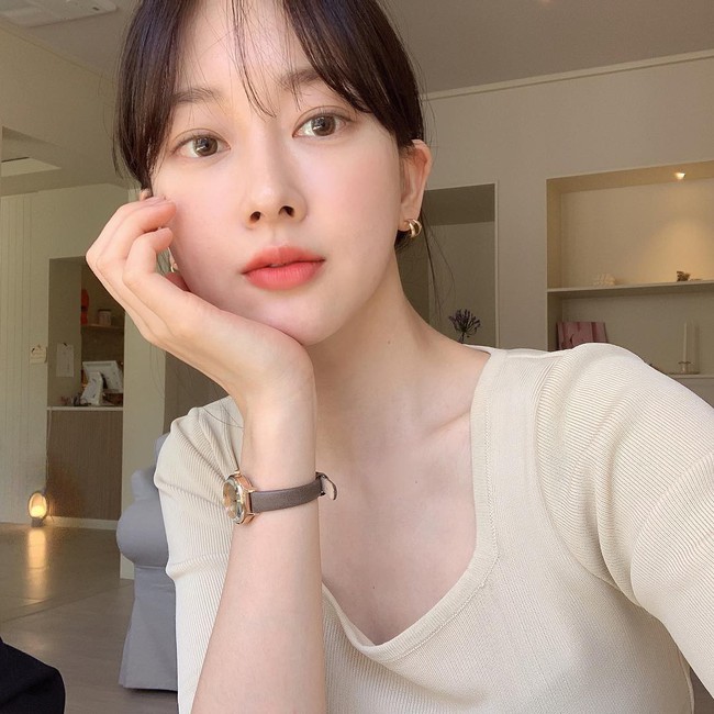Theo bác sĩ, đây là những biến chuyển thần kỳ của làn da khi bạn dùng serum vitamin C - Ảnh 2. Theo bác sĩ, đây là những biến chuyển thần kỳ của làn da khi bạn dùng serum vitamin C - Ảnh 2.