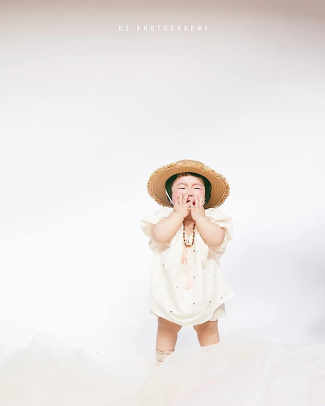 Chớp mắt đã sinh nhật 1 tuổi, nhóc Cá mũm mĩm nhà Ngọc Mon được khen ngày càng giống em bé Nhật Bản - Ảnh 4.