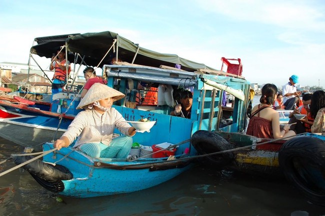 Liên tục được đầu bếp nổi tiếng thế giới khen ngợi, thì ra đây là nguyên do giúp hủ tiếu chợ nổi Cái Răng ngon đến bất ngờ - Ảnh 16.