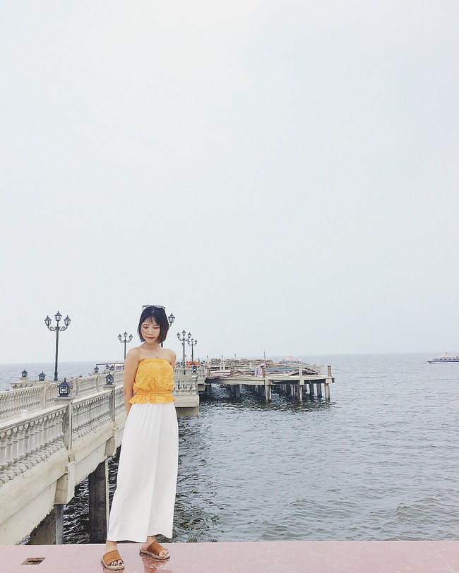 Không thể ngờ ở ngay gần Hà Nội cũng có khu cầu cảng trắng muốt mang hơi thở châu Âu thế này - Ảnh 13.
