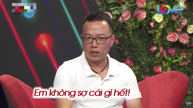 Nữ chính Bạn muốn hẹn hò khiến nam giới chạy dài khi đưa tiêu chuẩn tuyển chồng 5 không: Nhất lé, nhì lùn, tam hô, tứ hói... - Ảnh 4. Nữ chính Bạn muốn hẹn hò khiến nam giới chạy dài khi đưa tiêu chuẩn tuyển chồng 5 không: Nhất lé, nhì lùn, tam hô, tứ hói... - Ảnh 4.
