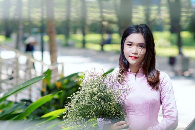 “Lựa chọn của trái tim”: Cô gái xinh đẹp nói yêu nam MC nhưng hết show thì biến mất, thừa nhận diễn theo kịch bản - Ảnh 5. “Lựa chọn của trái tim”: Cô gái xinh đẹp nói yêu nam MC nhưng hết show thì biến mất, thừa nhận diễn theo kịch bản - Ảnh 5.