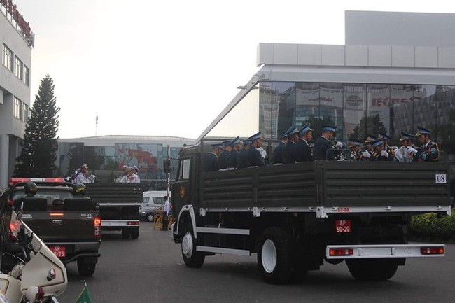 Lễ an táng cố Chủ tịch nước Lê Đức Anh ở TP Hồ Chí Minh - Ảnh 38.