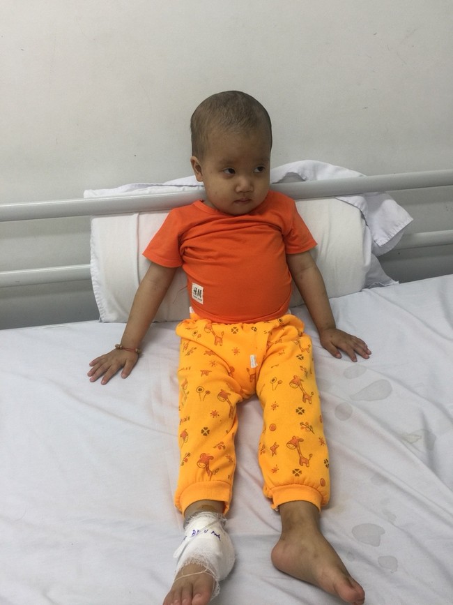Tin mừng: Bé trai 3 tuổi mắc bệnh u não, giành giật sự sống từng ngày đã có cơ hội chữa trị - Ảnh 1. Tin mừng: Bé trai 3 tuổi mắc bệnh u não, giành giật sự sống từng ngày đã có cơ hội chữa trị - Ảnh 1.