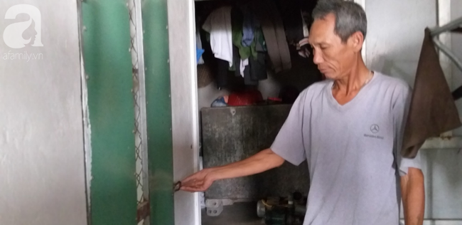 Tâm sự của người cha nhốt con trai như vật nuôi trong chuồng đầy ruồi muỗi: Cái gì đưa vào nó cũng đập phá, ai mà không thương con - Ảnh 2. Tâm sự của người cha nhốt con trai như vật nuôi trong chuồng đầy ruồi muỗi: Cái gì đưa vào nó cũng đập phá, ai mà không thương con - Ảnh 2.