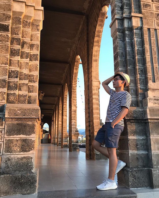 Instagram giới trẻ tràn ngập những bức ảnh chụp với nhà thờ Núi, ở ngay Nha Trang mà đẹp tuyệt chẳng kém trời Tây - Ảnh 9.
