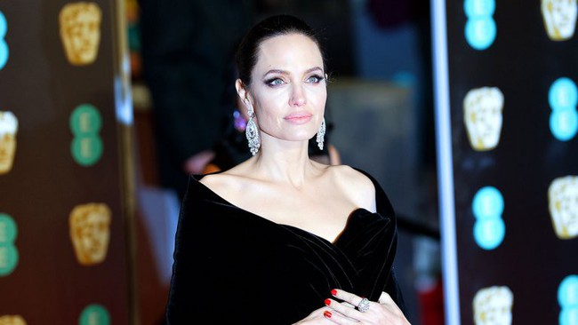 Angelina Jolie tham gia vũ trụ điện ảnh Marvel với vai nữ siêu anh hùng cực mạnh khiến fan đứng ngồi không yên - Ảnh 3.