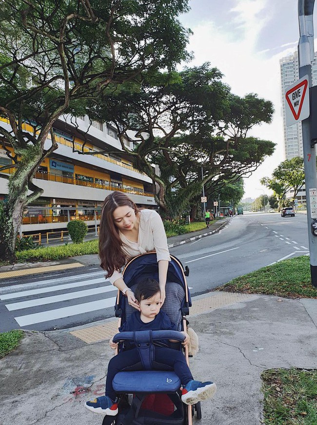 Hot mom Sài Thành đưa con đi du lịch từ 1 tháng tuổi và bật mí khiến nhiều người bất ngờ - Ảnh 9.
