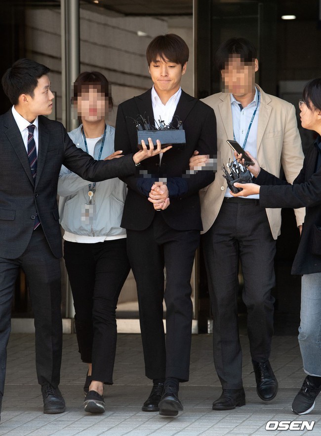 Anh trai Yuri (SNSD) và Choi Jong Hoon chính thức bị bắt, trói chặt bằng dây thừng vì cáo buộc hiếp dâm tập thể - Ảnh 1.