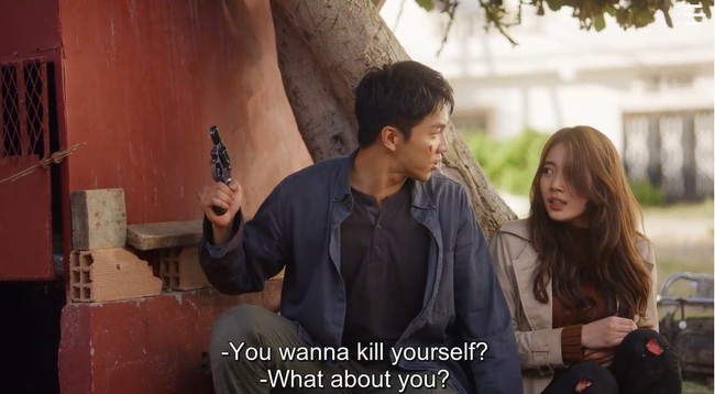 "Vagabond" tập 3: "Nín thở" xem Lee Seung Gi và Suzy với đọ súng với khủng bố, ai ngờ bạn thân lại có ngày lật mặt thế này! - Ảnh 19. "Vagabond" tập 3: "Nín thở" xem Lee Seung Gi và Suzy với đọ súng với khủng bố, ai ngờ bạn thân lại có ngày lật mặt thế này! - Ảnh 19.