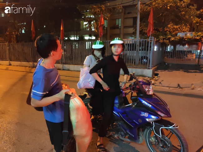 Bạn cùng phòng nam tài xế xe ôm công nghệ nghi bị sát hại ở Hà Nội: "S. bảo chở khách đi Cổ Nhuế em liền nhắn lại bảo là đừng đi, vậy mà..." - Ảnh 1. Bạn cùng phòng nam tài xế xe ôm công nghệ nghi bị sát hại ở Hà Nội: "S. bảo chở khách đi Cổ Nhuế em liền nhắn lại bảo là đừng đi, vậy mà..." - Ảnh 1.