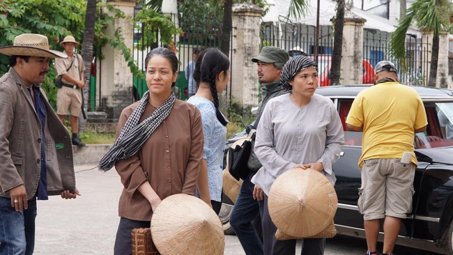 &quot;Tiếng sét trong mưa&quot;: Cô gái lạ mặt cực xinh xuất hiện bên Nhật Kim Anh, fan đồn đoán Thị Bình đã sinh con  - Ảnh 4.