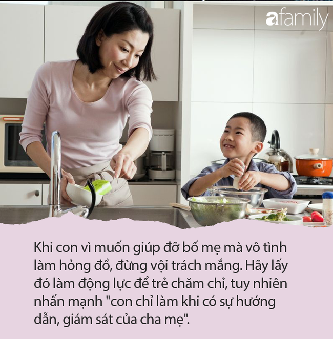 Được dạy công dụng của máy giặt, cô bé mầm non hào hứng giúp làm sạch đồ, nhưng nhìn vào thành quả mẹ rụng rời tay chân - Ảnh 3.