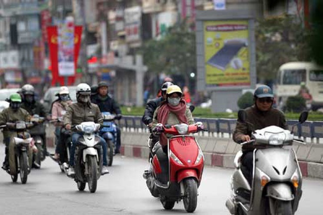 Đêm nay mùa đông quay trở lại miền Bắc, Hà Nội tạm biệt chuỗi ngày mùa hè giữa trời đông - Ảnh 1. Đêm nay mùa đông quay trở lại miền Bắc, Hà Nội tạm biệt chuỗi ngày mùa hè giữa trời đông - Ảnh 1.