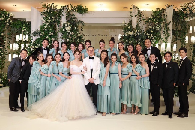 Đám cưới mỹ nhân Thái Lan sở hữu dàn phù dâu cùng khách mời toàn nhân vật đình đám nhất Tbiz: Từ &quot;ngọc nữ màn ảnh&quot; cho tới mỹ nam &quot;Yêu nhầm bạn thân&quot; - Ảnh 5.