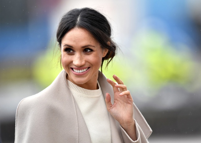 Vợ chồng Hoàng tử Harry vừa rời hoàng gia Anh thì lập tức đã có từ lóng dành cho Meghan với định nghĩa tham lam, thích gây sự chú ý - Ảnh 3.