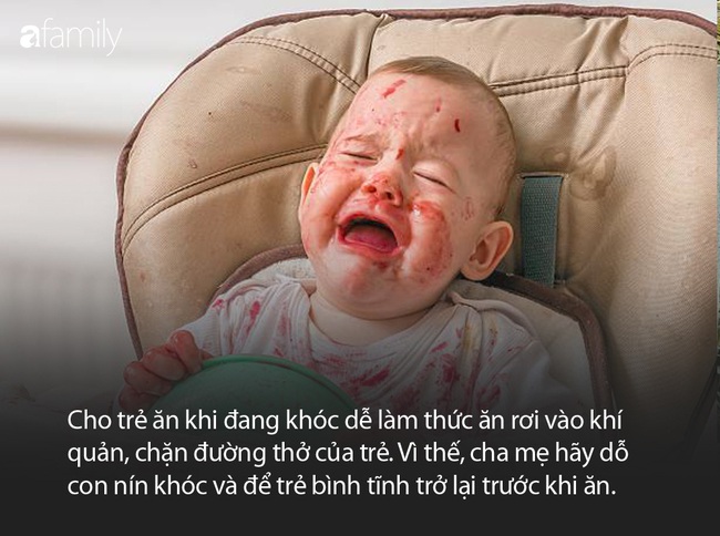 Mẹ đã gỡ hết xương cá nhưng con 2 tuổi vẫn bị hóc nghẹn phải đi cấp cứu vì bộ phận không ngờ của con cá - Ảnh 4.