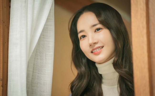 Mê mẩn tạo hình của &quot;tình cũ&quot; Lee Min Ho trong phim mới: Từ nữ sinh cấp 3 đến gái quê đều siêu xinh đẹp - Ảnh 3.