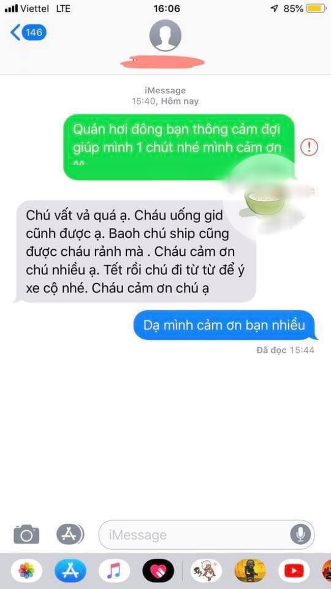Người shipper được khách dúi vào tay một tờ tiền, nhưng lý do bên trong mới khiến nhiều người xúc động - Ảnh 1. Người shipper được khách dúi vào tay một tờ tiền, nhưng lý do bên trong mới khiến nhiều người xúc động - Ảnh 1.