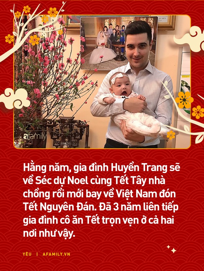 Chuyện đón Tết Việt Nam 3 năm liên tiếp của chú rể Tây và cô dâu Hà Nội: Luôn lăng xăng đi mua đào Tết, không bao giờ quên chuyện thả cá ngày 23 - Ảnh 5.