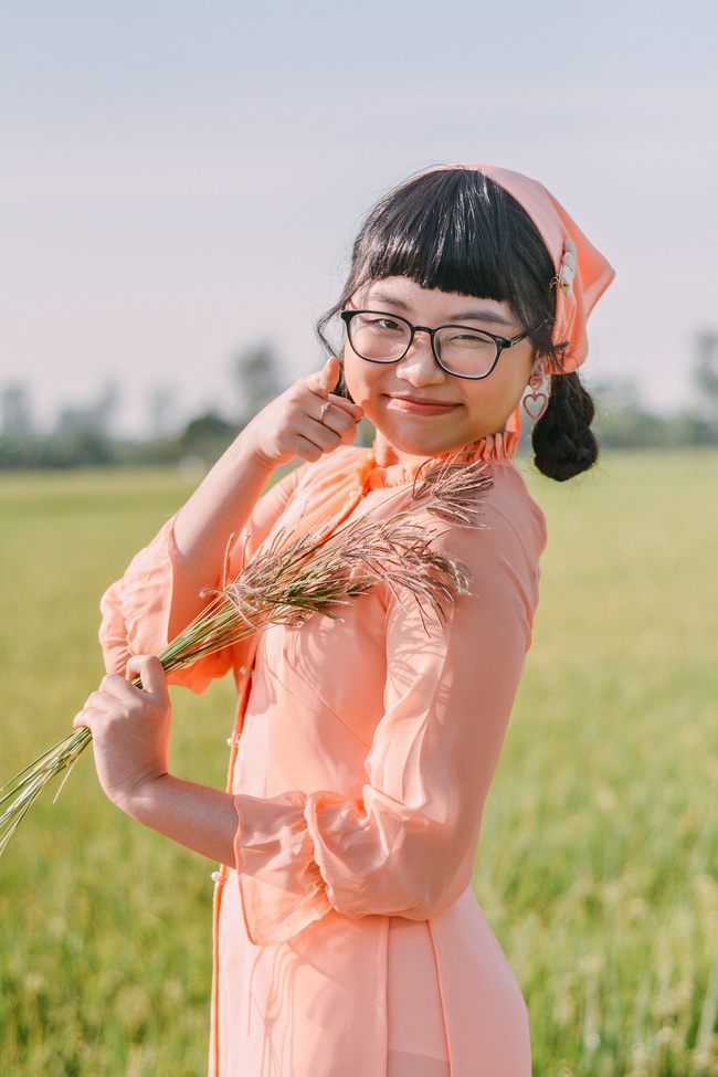 Phương Mỹ Chi bị bỏng, nôn mửa liên tục vì tham ăn - Ảnh 3. Phương Mỹ Chi bị bỏng, nôn mửa liên tục vì tham ăn - Ảnh 3.