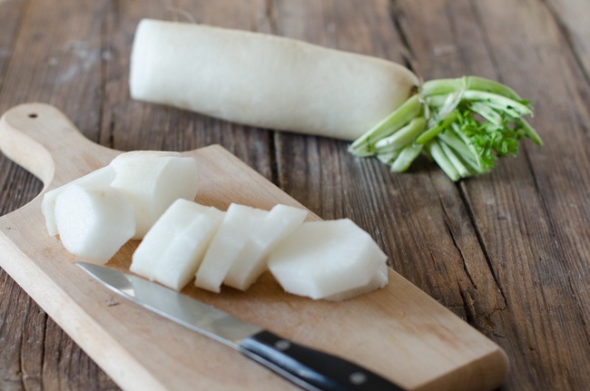 Củ cải trắng đại bổ nhưng lại là “độc dược” nếu kết hợp với 6 loại thực phẩm này, đừng dại mà thử kẻo lâm bệnh - Ảnh 1.